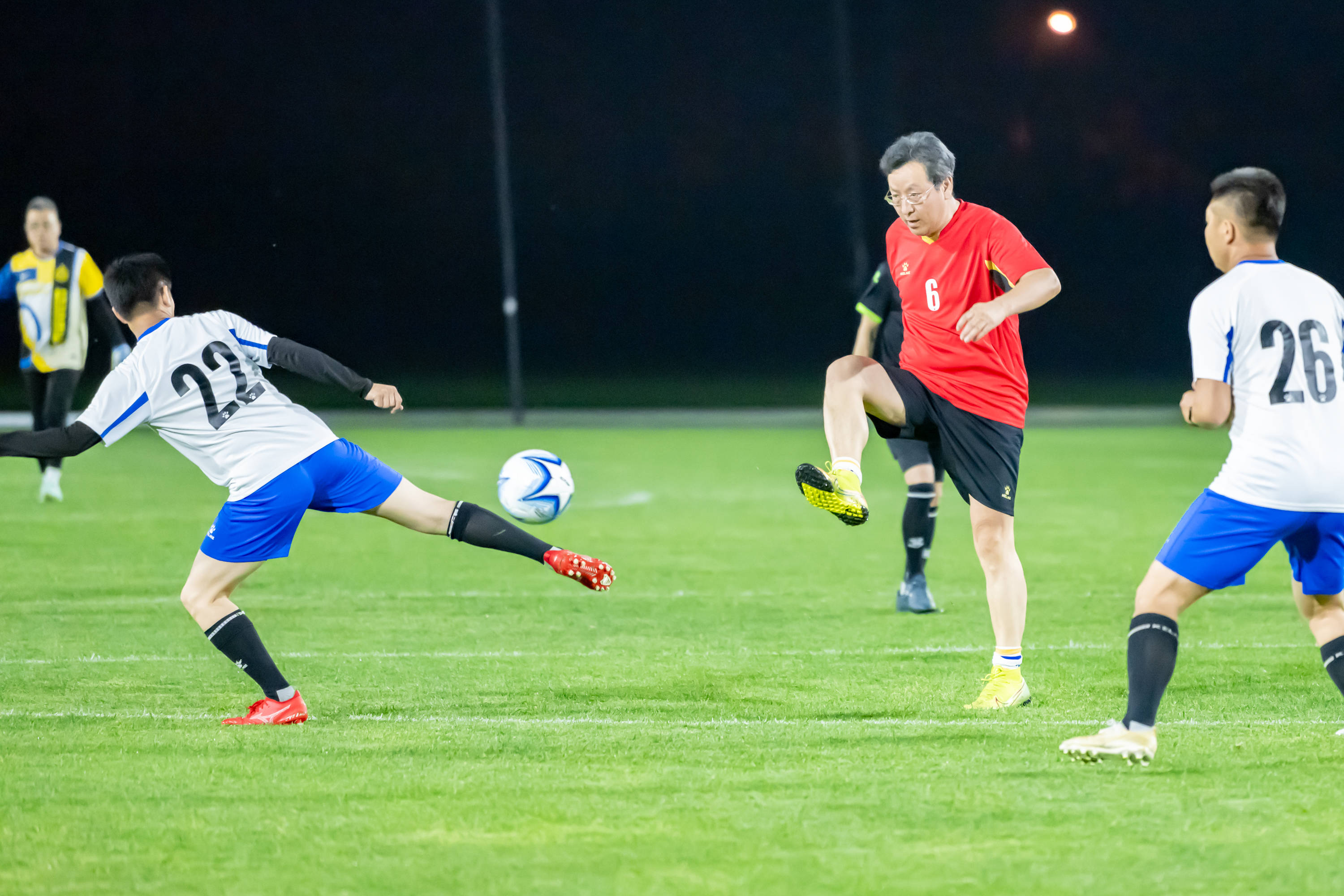 中后段按部 中后段按部