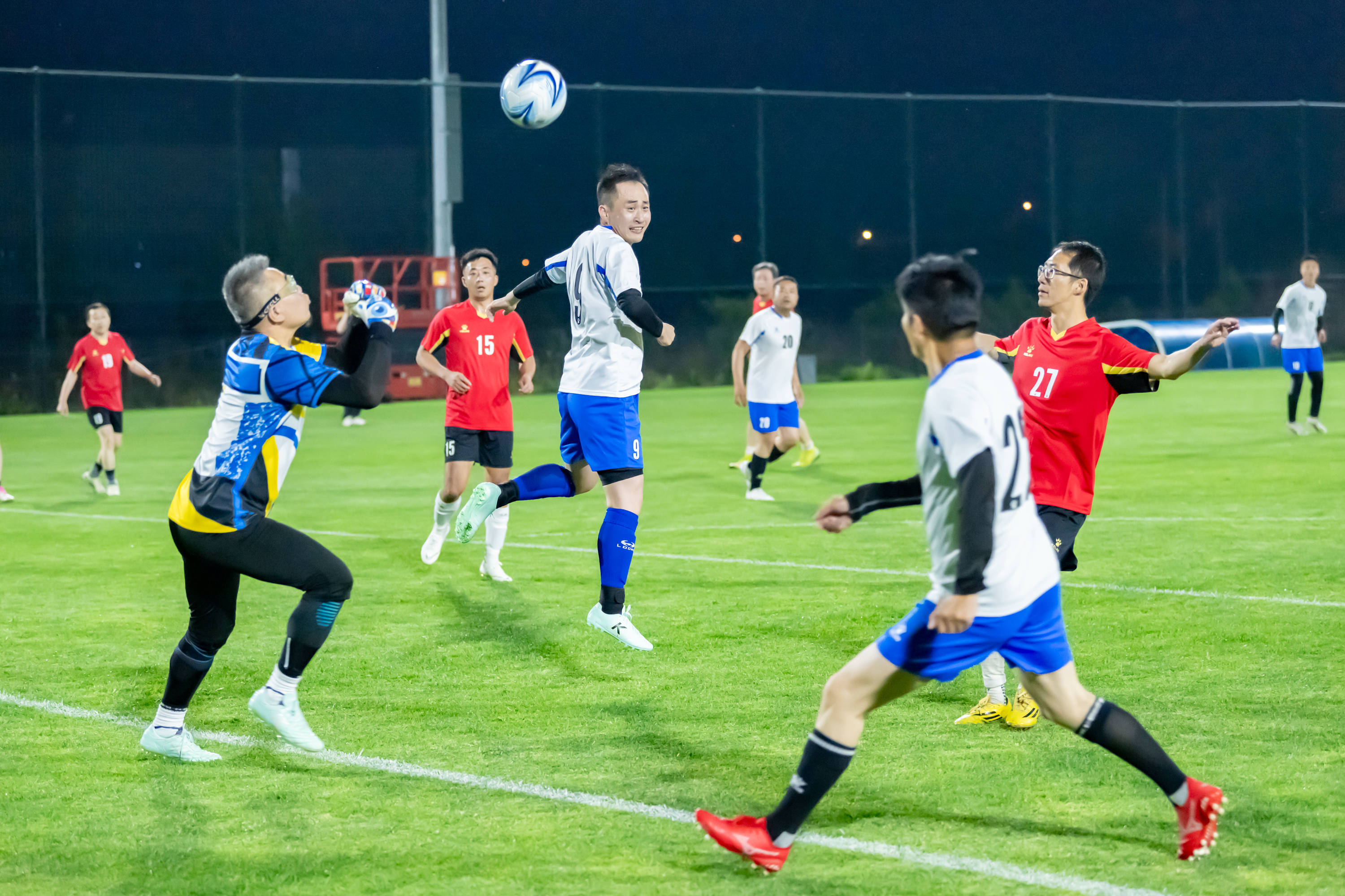 与油门开启 与油门开启