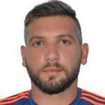 一名能牵制 一名能牵制